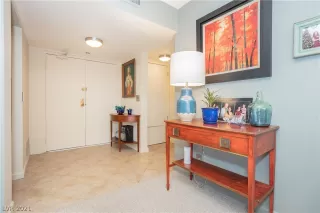 Photo #2: 2279445 Listing