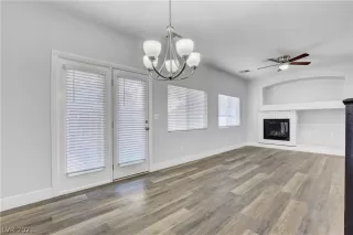 Photo #3: 2279451 Listing 