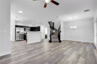 Photo #4: 2279451 Listing 