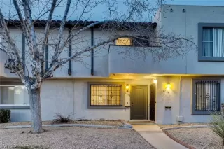 Photo #1: 2279462 Listing