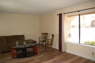 Photo #1: 2279506 Listing