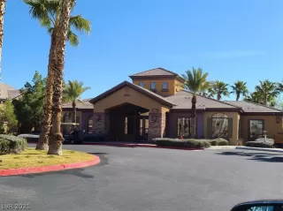 Photo #2: 2279515 Listing