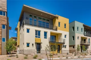 Photo #1: 2279534 Listing 