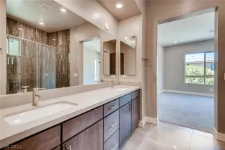 Photo #6: 2279534 Listing 