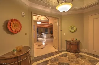 Photo #4: 2279549 Listing 