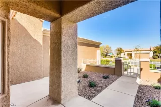Photo #2: 2279553 Listing 