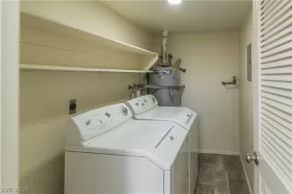 Photo #2: 2279580 Listing 