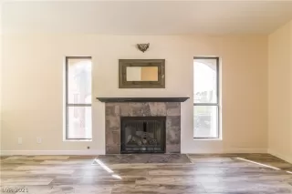 Photo #6: 2279580 Listing 