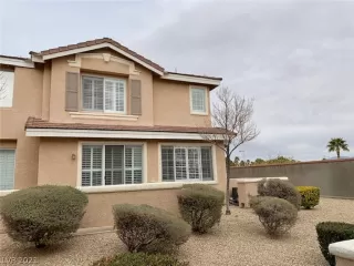 Photo #1: 2279622 Listing 