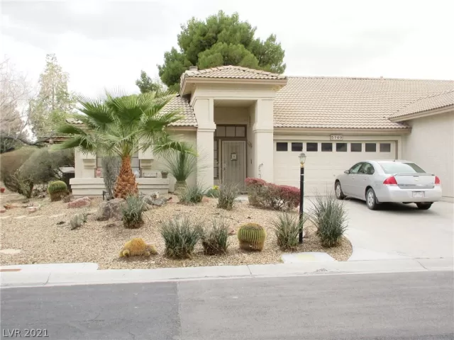 MLS: 2279668 Condo For Sale