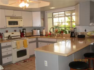 Photo #1: 2279668 Listing 