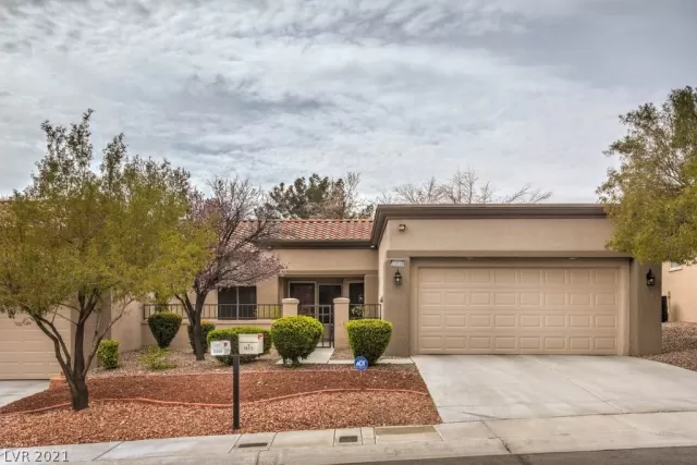 MLS: 2279682 Condo For Sale