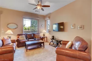 Photo #4: 2279712 Listing 