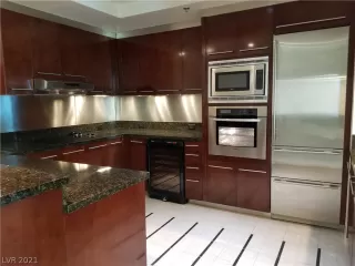 Photo #4: 2279730 Listing 