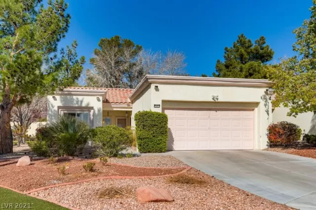 MLS: 2279774 Condo For Sale