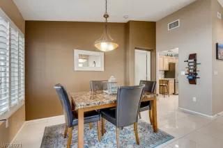 Photo #6: 2279774 Listing 