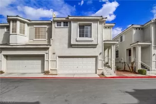 Photo #3: 2279800 Listing