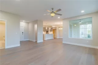 Photo #1: 2279824 Listing 