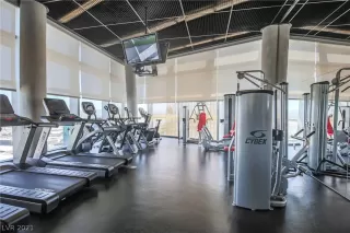 Photo #4: 2279840 Listing 