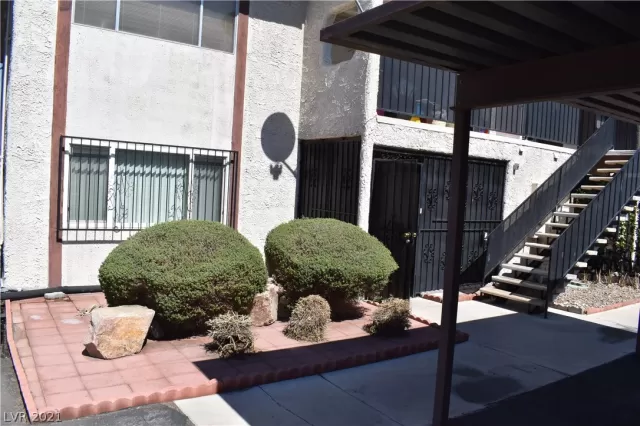 MLS: 2279857 Condo For Sale