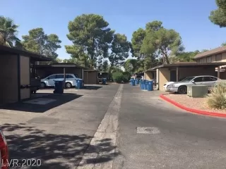 Photo #6: 2279918 Listing 