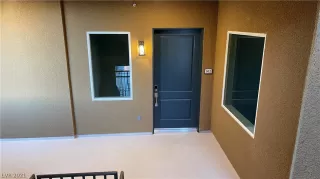 Photo #2: 2279924 Listing 