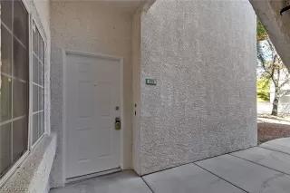 Photo #1: 2279929 Listing 