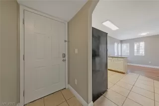 Photo #1: 2279942 Listing