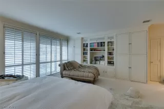 Photo #6: 2279944 Listing