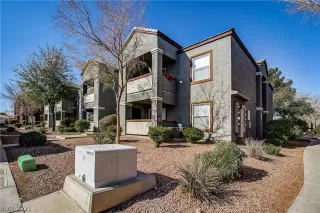 Photo #1: 2279975 Listing