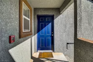 Photo #3: 2279975 Listing