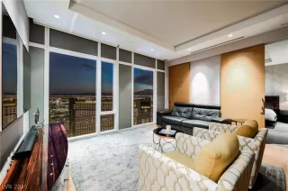 Photo #3: 2279988 Listing