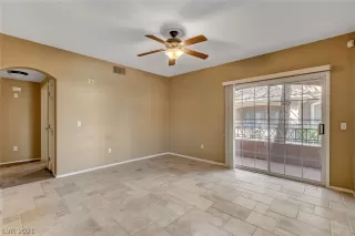 Photo #6: 2280071 Listing