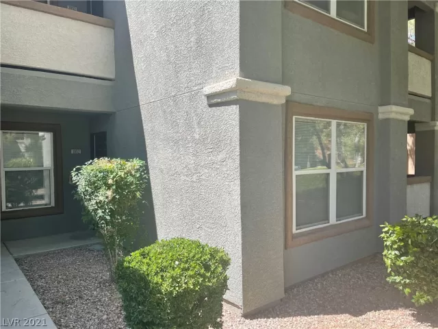 MLS: 2280154 Condo For Sale