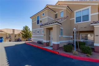 Photo #1: 2280159 Listing 