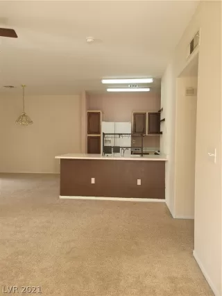 Photo #6: 2280211 Listing 