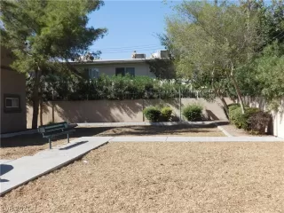 Photo #1: 2280232 Listing