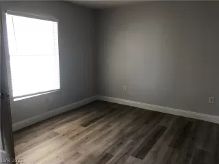 Photo #1: 2280263 Listing 