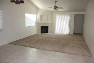 Photo #2: 2280335 Listing 