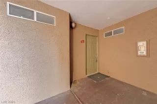 Photo #2: 2280353 Listing