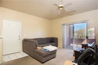 Photo #2: 2280367 Listing