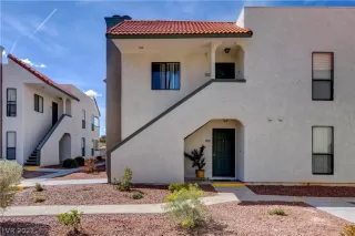 Photo #2: 2280395 Listing