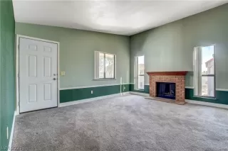 Photo #6: 2280395 Listing