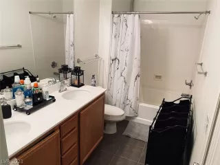 Photo #4: 2280410 Listing 