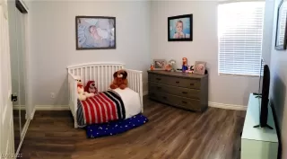 Photo #5: 2280416 Listing