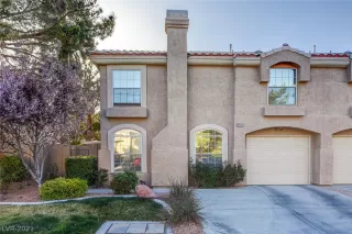 Photo #1: 2280451 Listing