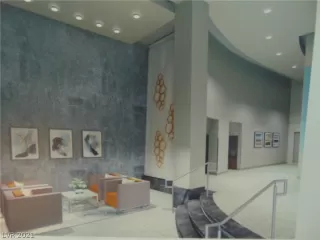 Photo #2: 2280507 Listing