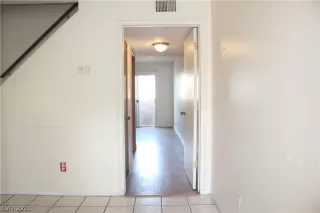 Photo #2: 2280549 Listing 