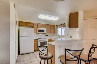 Photo #3: 2280550 Listing 