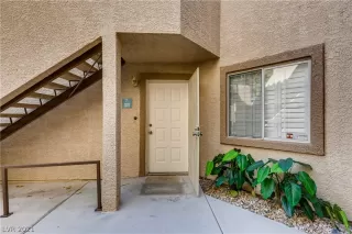 Photo #2: 2280572 Listing